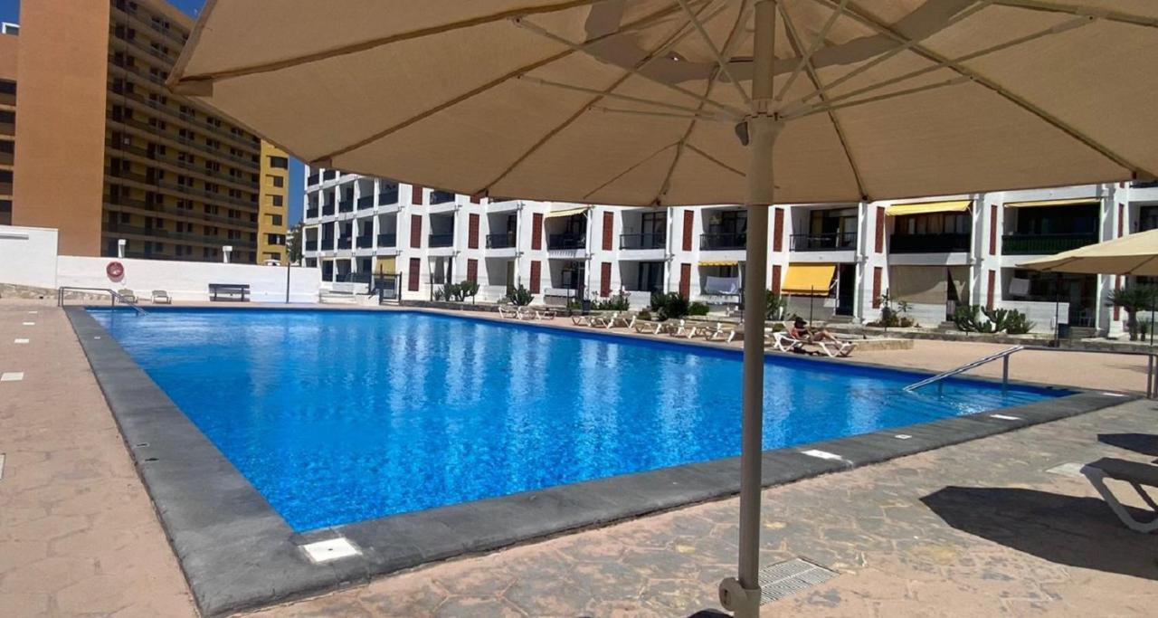 Appartamento Beach And Pool In Playa De Las Americas Esterno foto